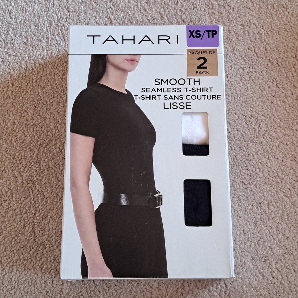 Tahari Smooth Tees 2 Pack White Black Stretch Short Sleeve Womens Size XS New